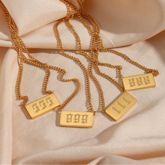 NEW 18K GOLD SQUARE PLATE ANGEL NUMBER NECKLACE, NICE NECKLACE, CUTE NECKLACE - Picture 2 of 7